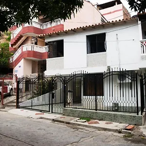 Del Mar - Rodadero Hostal